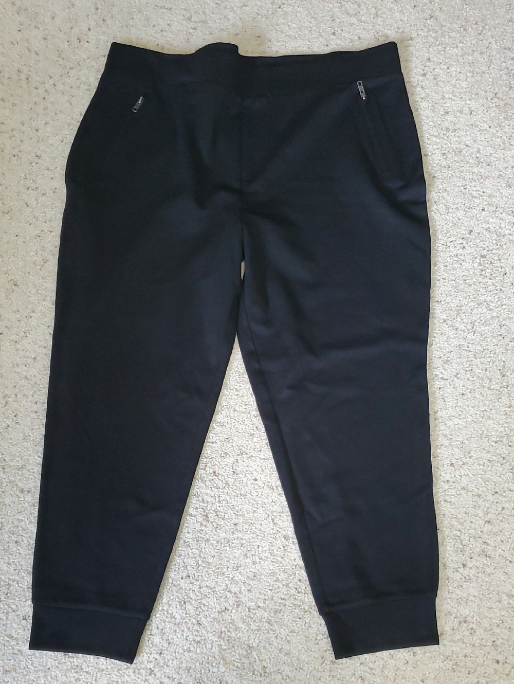 Avenue Black Slim-Fit Jogger Pants